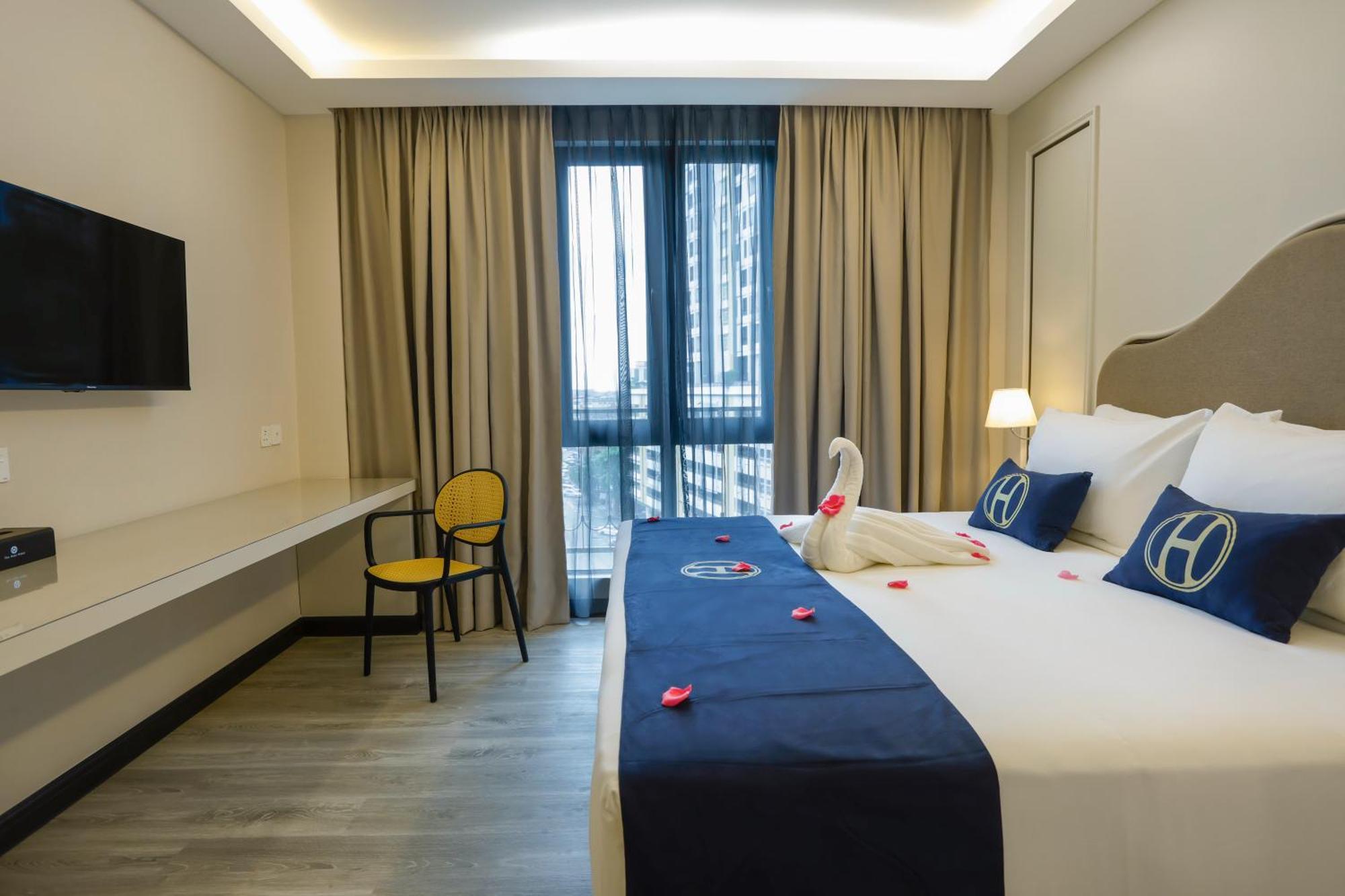 The Host Hotel Ipoh Exterior photo