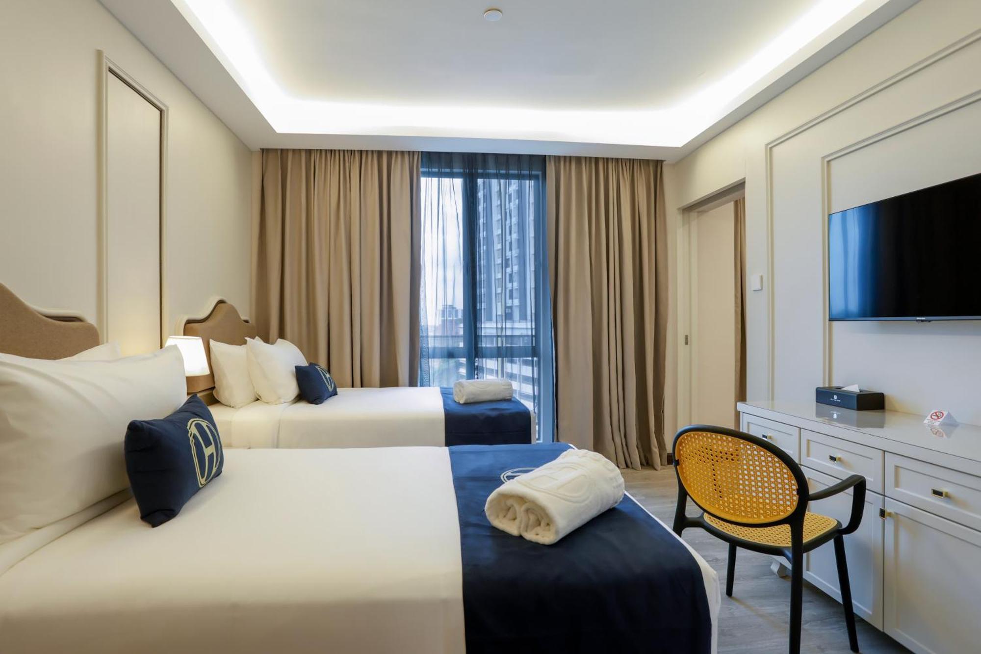 The Host Hotel Ipoh Exterior photo