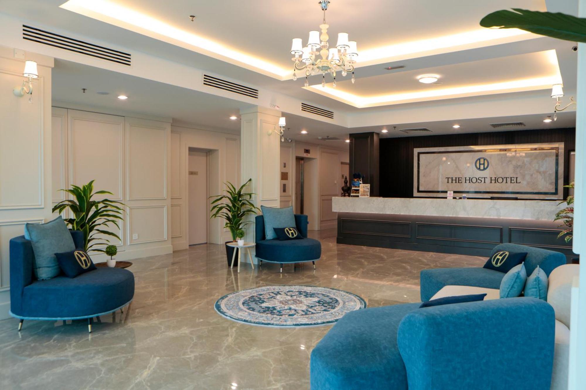 The Host Hotel Ipoh Exterior photo